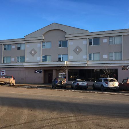 The Silverado Inn Dawson Creek Exterior photo